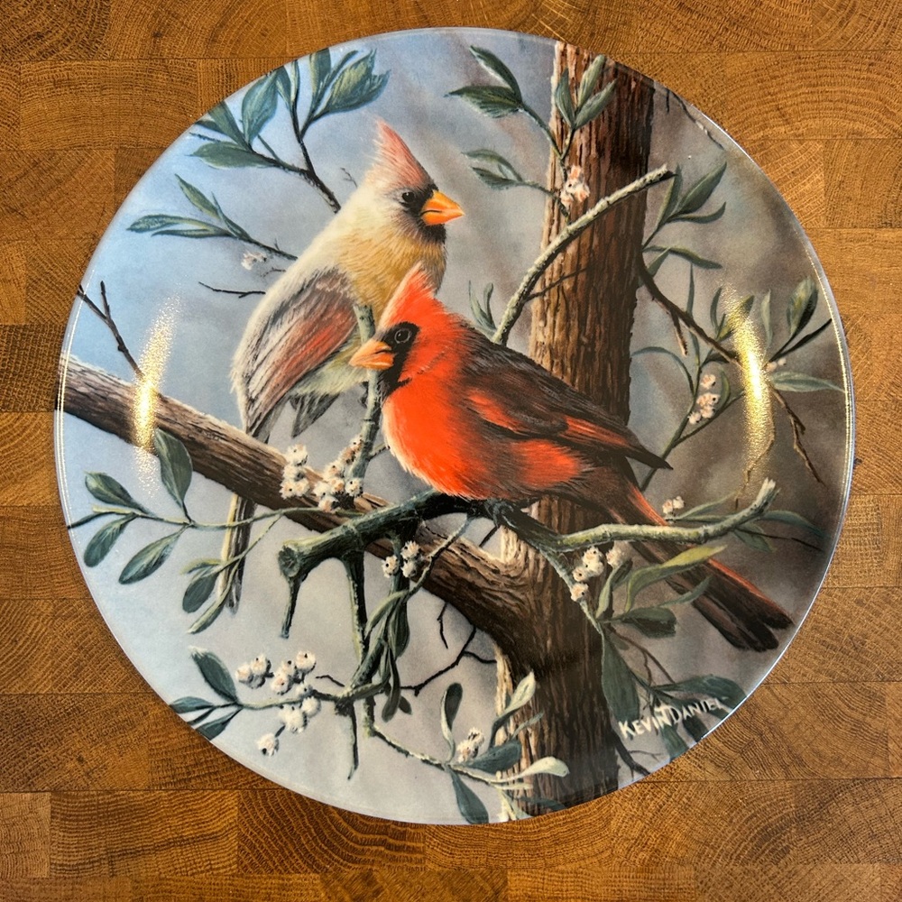 The Cardinal - Knowles Wall Decor Plate